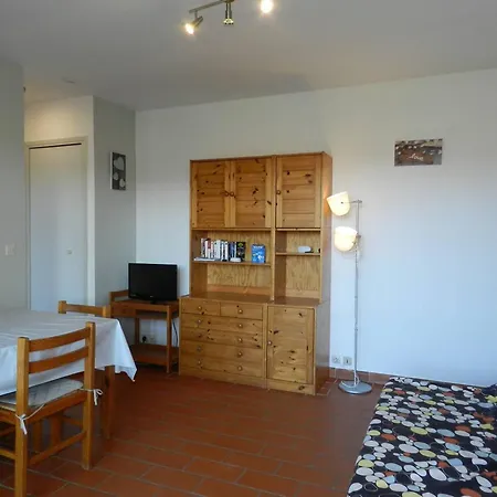 Lägenhet 2 Pieces Avec Terrasse Et Parking Au Lavandou - Fr-1-251-894 Le Lavandou